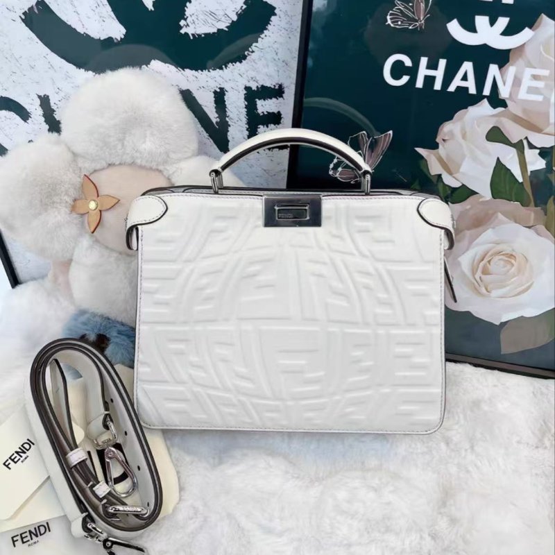 Fendi peekaboo iseeu mini膠囊系列白色FF壓紋 男女同款 26*25*10.5cm 全新配件塵袋-7