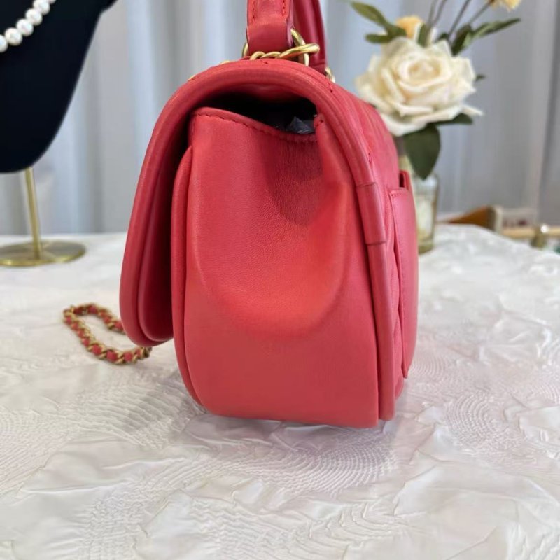 Chanel 17A handle V紋小郵差手提斜背包 20*18*8 98新 配件塵袋-2