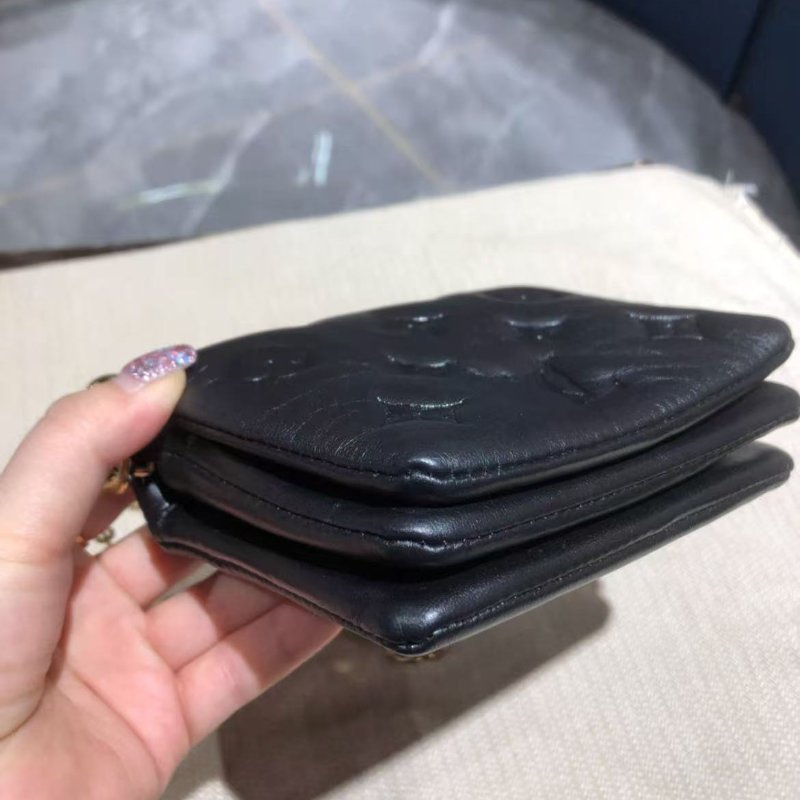 LV 黑色牛皮 coussin mini 13*10cm 98新配件塵袋-5
