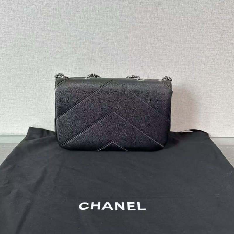 ✨chanel 古巴系列黑銀v紋斜背包 24*15*5.5 98新配件塵袋盒子保卡-5