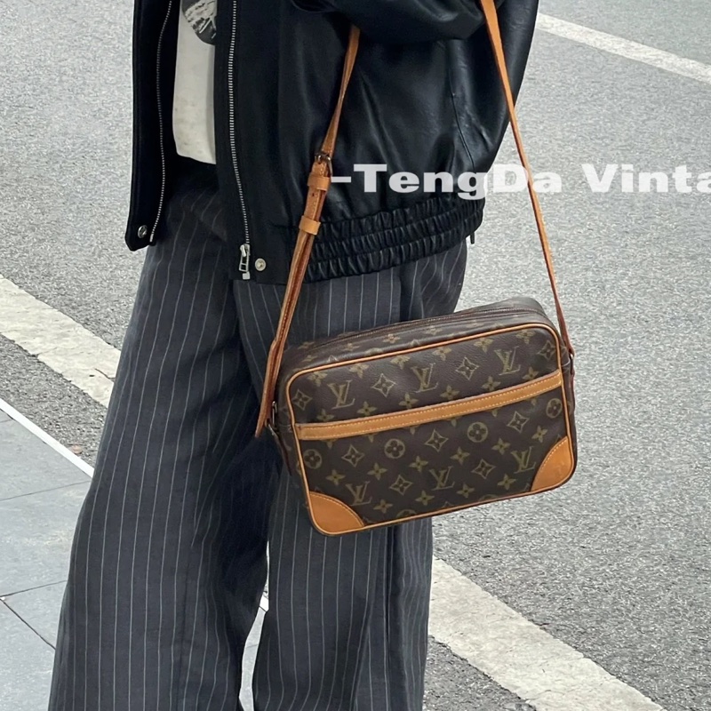 🔅男女通用款🆕Lv路易威登老花橫版相機包-1