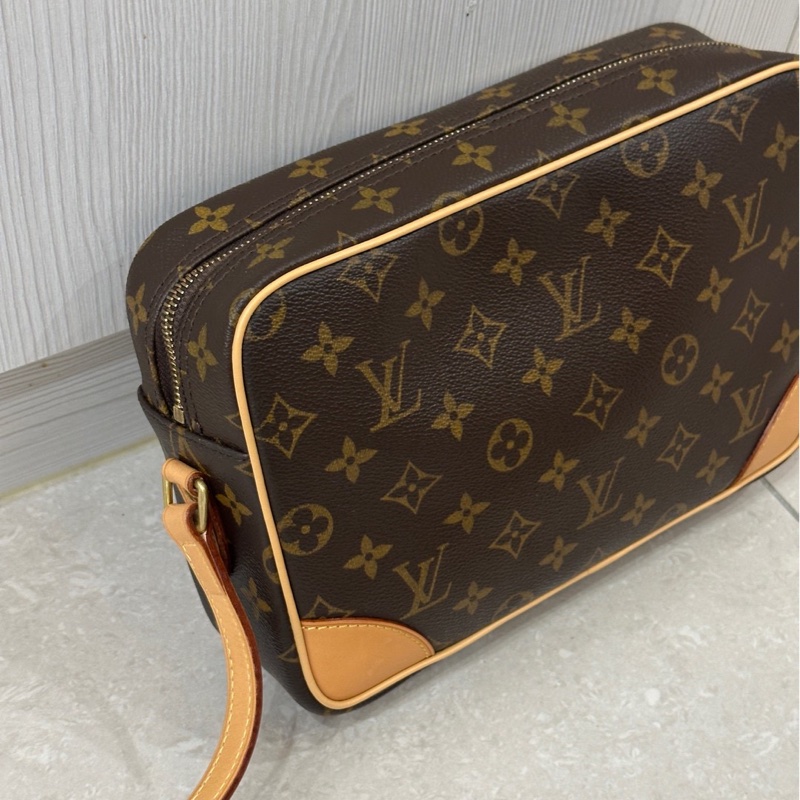 🔅男女通用款🆕Lv路易威登老花橫版相機包-8