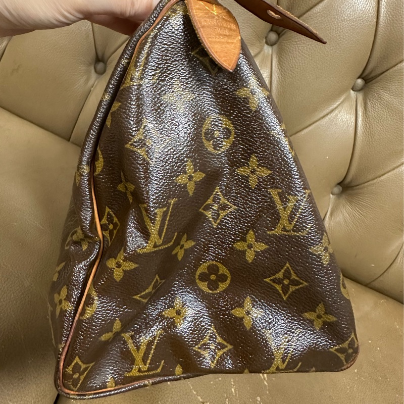 LV名牌包包，三個保證真品，這個網站售尺寸30的包包-6