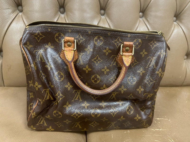 LV名牌包包，三個保證真品，這個網站售尺寸30的包包-11