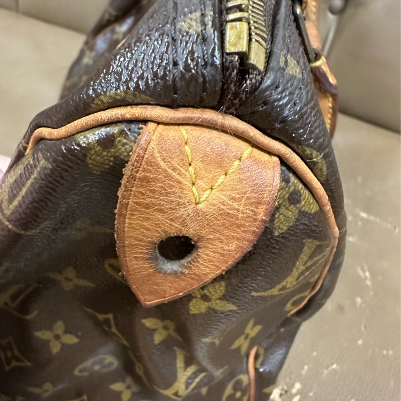 LV名牌包包，三個保證真品，這個網站售尺寸30的包包-16