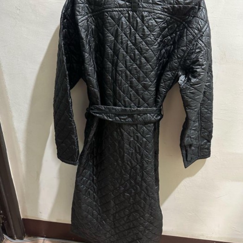 三宅一生ISSEY Miyake保證真品,Fee尺寸,黑色超輕薄長外套-3