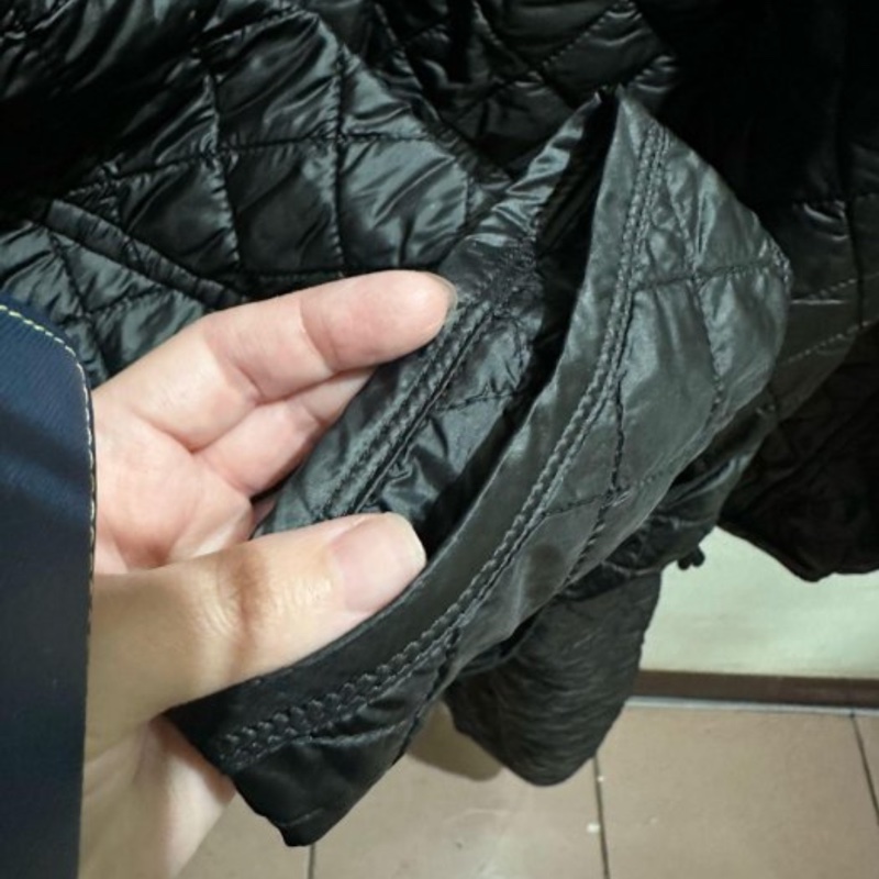 三宅一生ISSEY Miyake保證真品,Fee尺寸,黑色超輕薄長外套-8