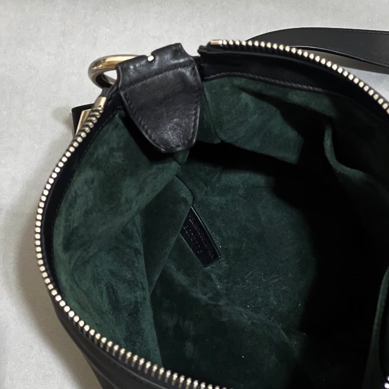Burberry Knight small bag-4