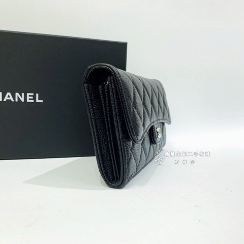 CHANEL 黑荔枝皮銀釦下蓋長夾AP0241-3