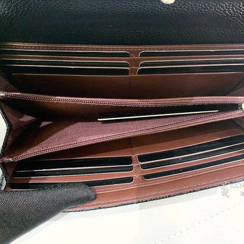 CHANEL 黑荔枝皮銀釦下蓋長夾AP0241-6