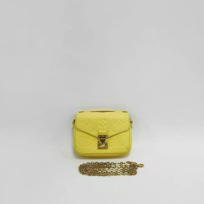 LV 米黃色mini小郵差包 99新配件塵袋-3