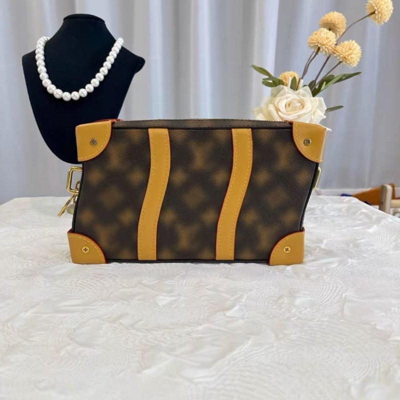 LV Soft Trunk 波浪型扭曲包 芯片款 23*13.5*5 99新配件塵袋-0