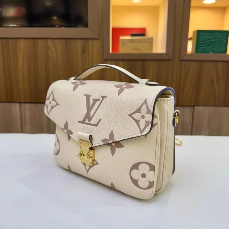 LV Pochette Metis新款限定奶昔白郵差包 全皮芯片款 25*19cm 99新配件塵袋-2
