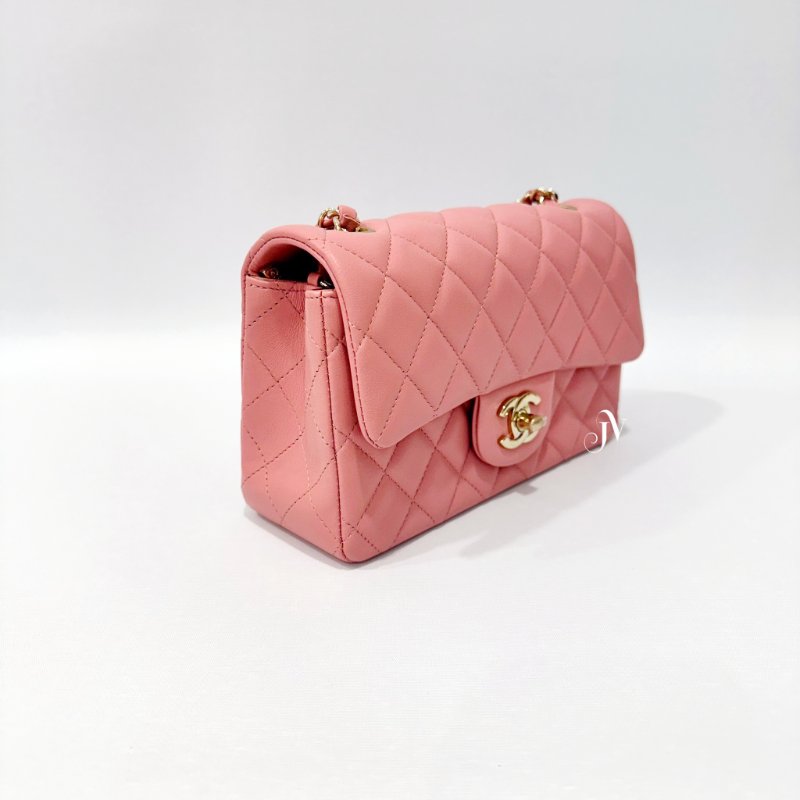 CHANEL 糖果粉羊皮菱格淡金釦 MINICOCO A69900-5