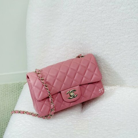 CHANEL 糖果粉羊皮菱格淡金釦 MINICOCO A69900