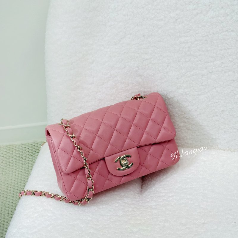 CHANEL 糖果粉羊皮菱格淡金釦 MINICOCO A69900-0