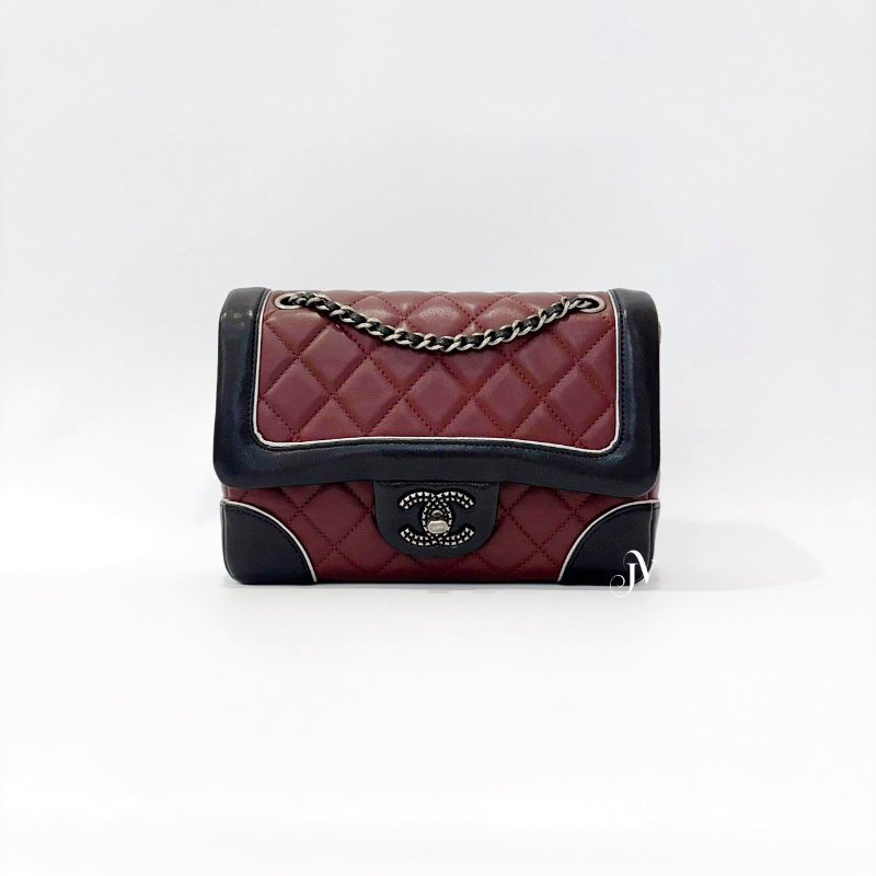 chanel酒紅羊皮滾黑邊特殊cc釦mini coco-1