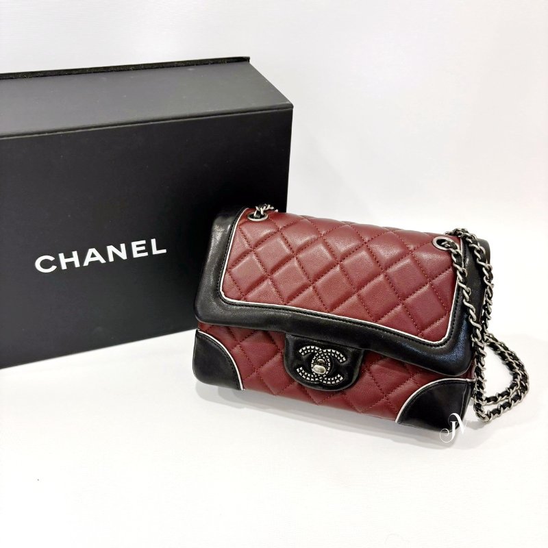 chanel酒紅羊皮滾黑邊特殊cc釦mini coco-0