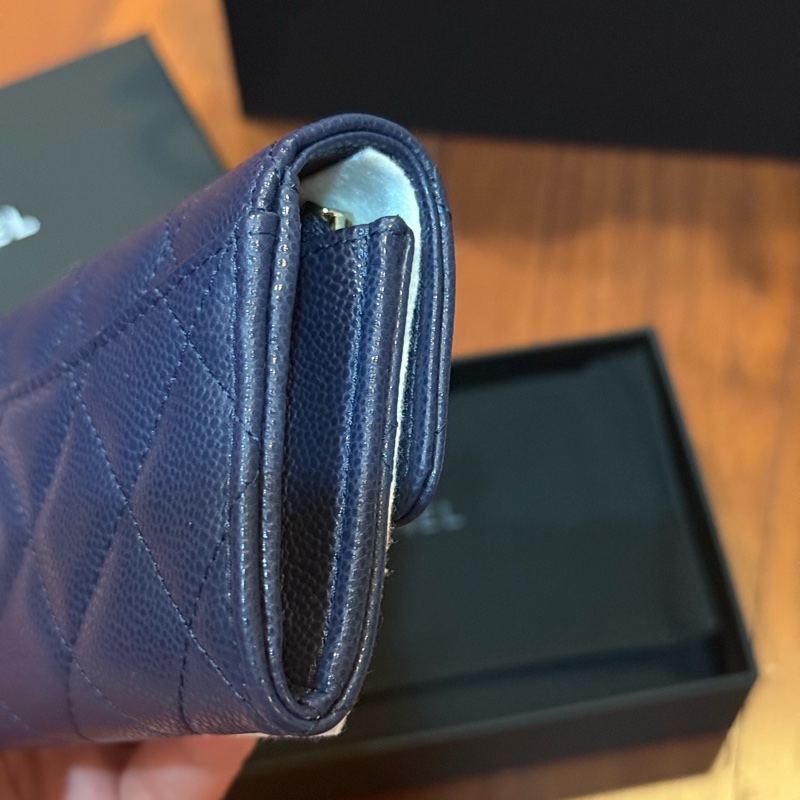 Chanel 小卡包 荔枝皮深藍淡金色logo-2