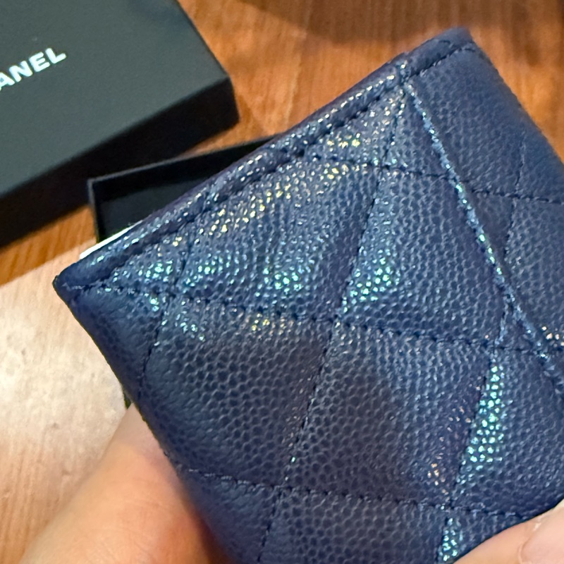 Chanel 小卡包 荔枝皮深藍淡金色logo-17