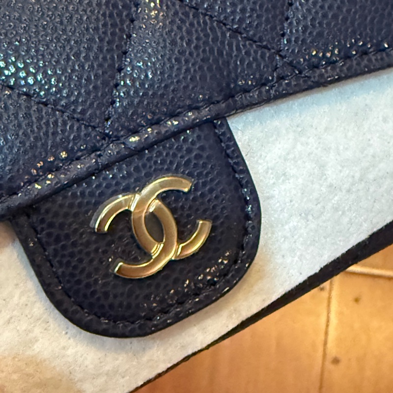 Chanel 小卡包 荔枝皮深藍淡金色logo-28