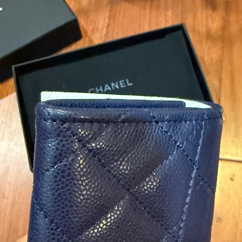 Chanel 小卡包 荔枝皮深藍淡金色logo-42