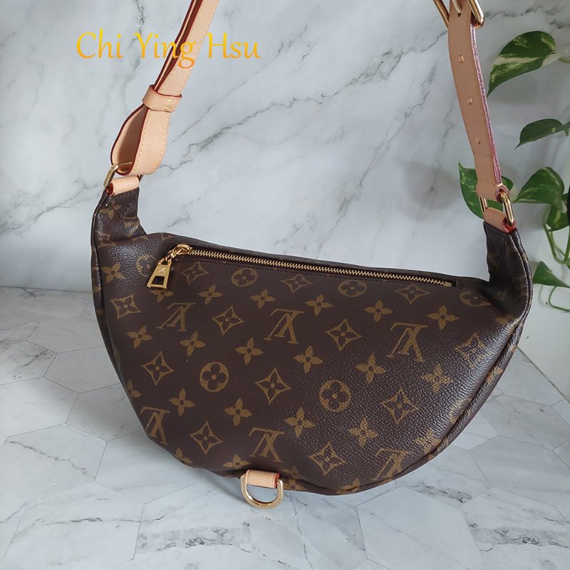 LV M43644 Bumbag🎀現品實拍 🎀 9.3成新Monogram老花字紋 腰包 斜背包 胸口包-24