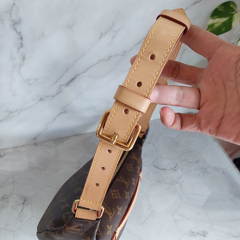 LV M43644 Bumbag🎀現品實拍 🎀 9.3成新Monogram老花字紋 腰包 斜背包 胸口包-50