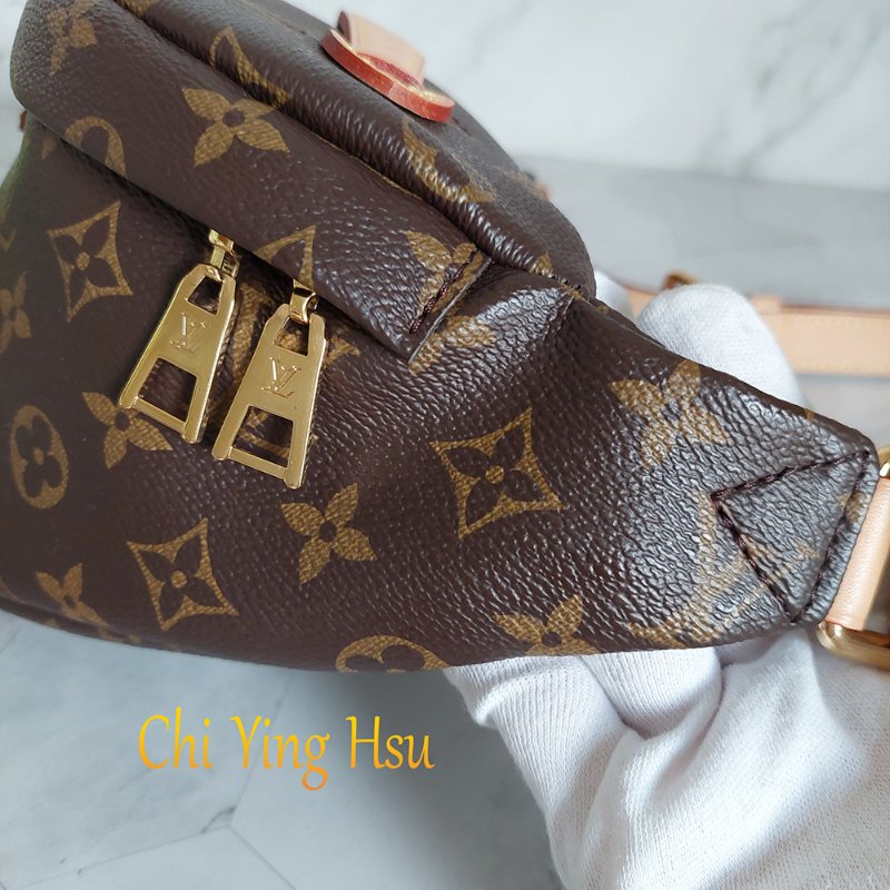 LV M43644 Bumbag🎀現品實拍 🎀 9.3成新Monogram老花字紋 腰包 斜背包 胸口包-71