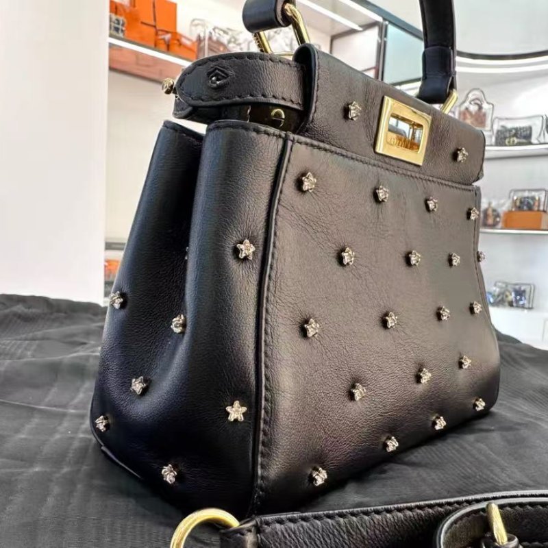 Fendi peekaboo 滿天星小貓包 黑色金扣小號 19*16 98新配件塵袋-1