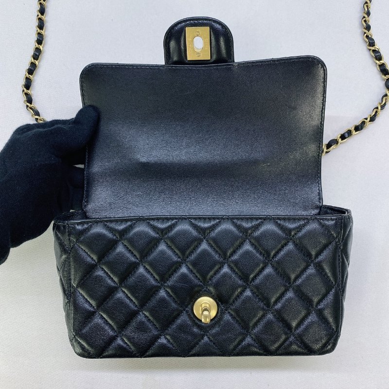 CHANEL 季節黑金手柄Handle 20-3