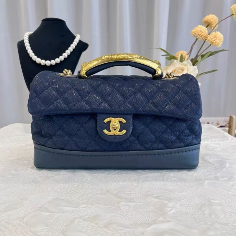 Chanel 海軍藍金色手柄荔枝紋手提斜背包 27*15*11 98新配件塵袋-7