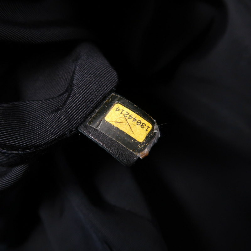 CHANEL 牛皮皮革Chain Shoulder鏈帶肩背袋-6