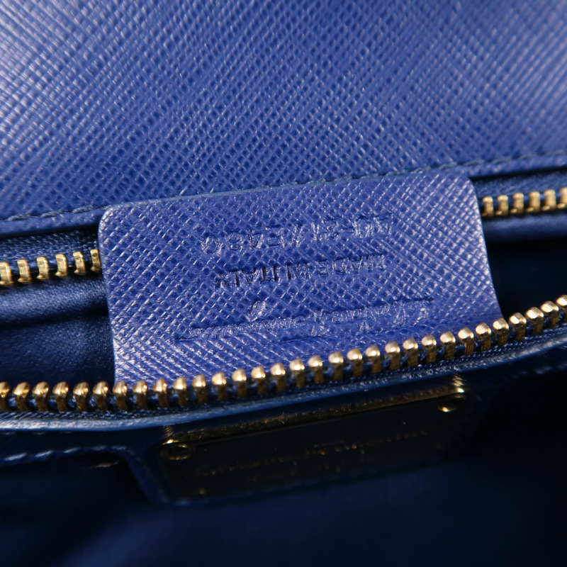 Salvatore Ferragamo 牛皮皮革Chain Shoulder金扣鏈帶肩背袋-6