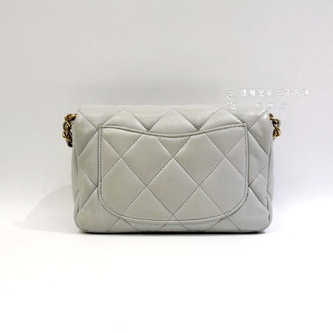 CHANEL  Flap Bag愛心鎖扣寶寶藍小羊皮鍊條包AS3986-4