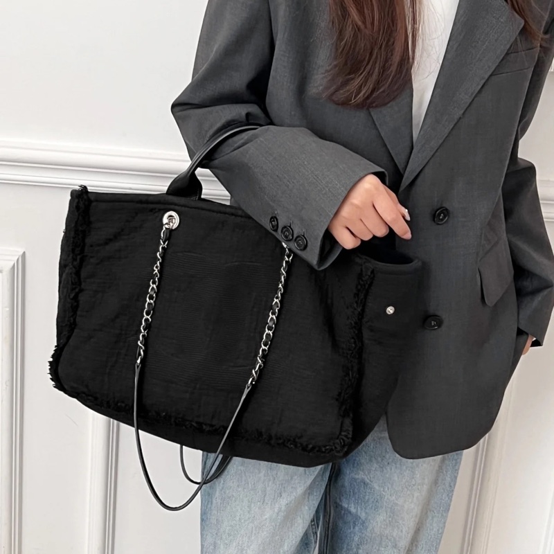 Chanel 中型 Deauville #流蘇帆布購物包沙灘包 ～可手提和肩背兩用（黑色）-2