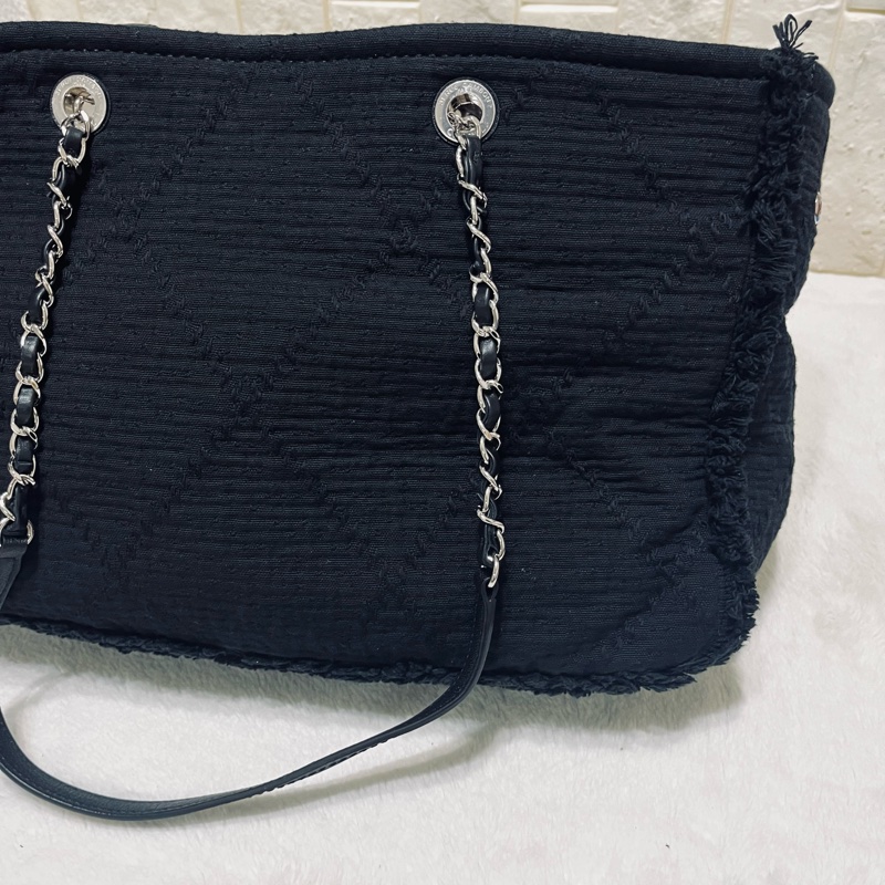Chanel 中型 Deauville #流蘇帆布購物包沙灘包 ～可手提和肩背兩用（黑色）-12