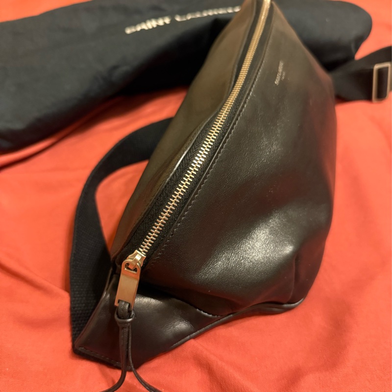Saint Laurent Paris 經典黑色軟皮腰包-3