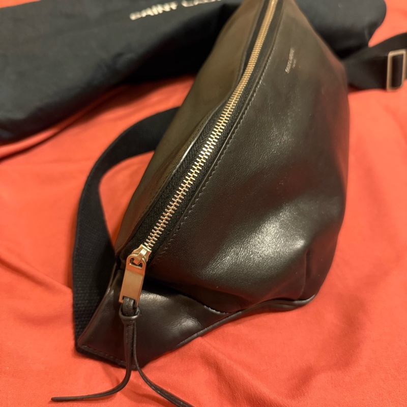 Saint Laurent Paris 經典黑色軟皮腰包-7