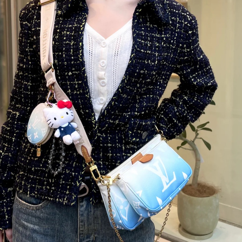 「JL精品代購」97新LV 漸變藍 五合一麻將包-1