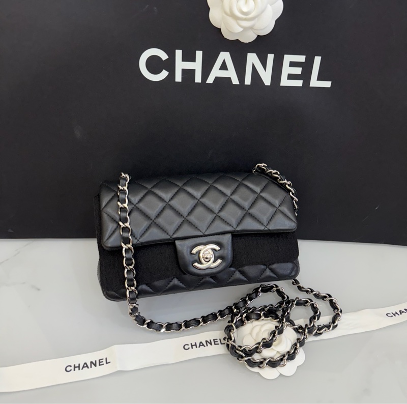 ❤️經典款一年四季都不退流行 Chanel cf20 coco20 大mini 黑銀-0