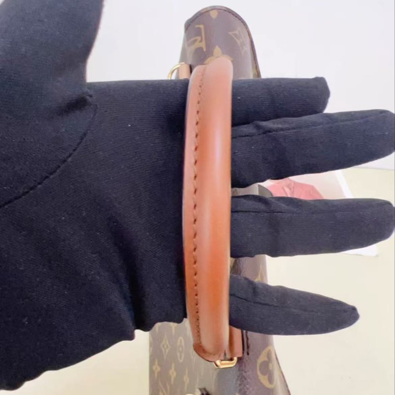 ✨LV marignan 大鎖頭咖啡色郵差包 98新 配件塵袋-4