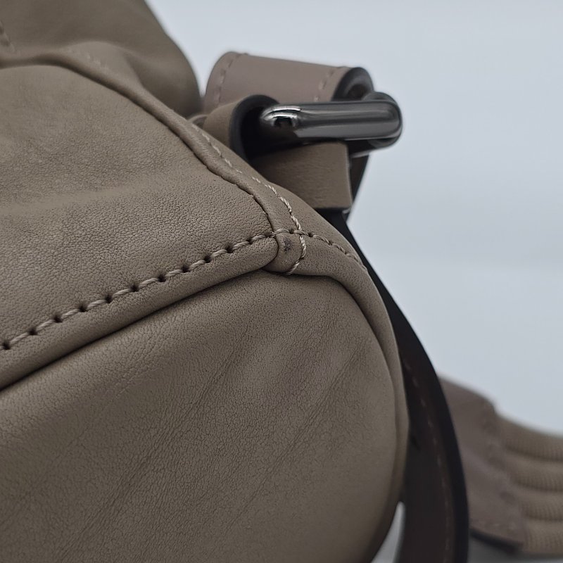 LongChamp 3D 灰褐色 大容量 全牛皮 雙肩包 書包 電腦包-10