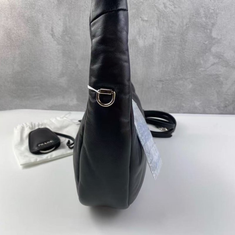 PRADA 斜背腋下包 迷你黑色 12.5*21*6.5cm 99新 配件塵袋-4