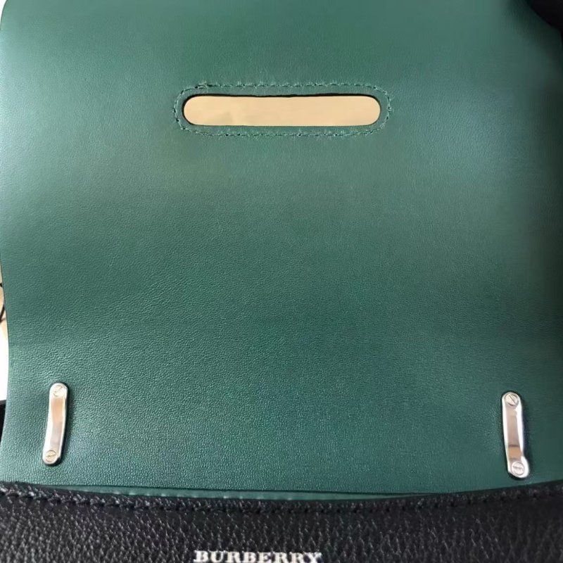 BURBERRY 黑色D型斜背包 17.5*4*12.5 99新 配件塵袋-2