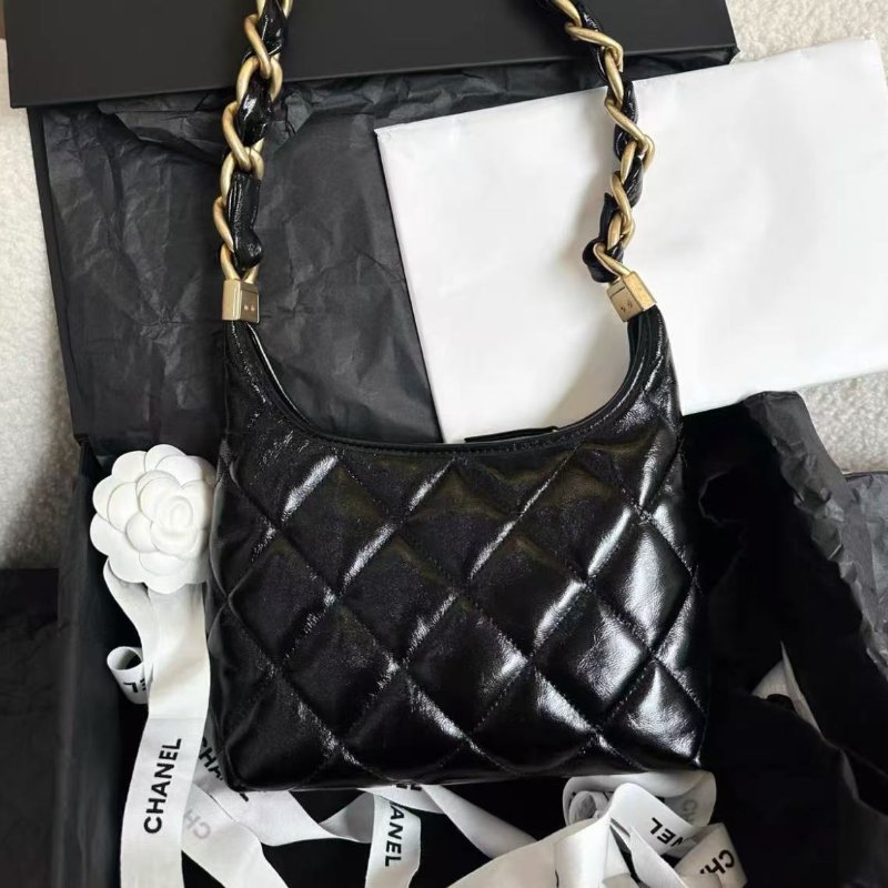 ✨Chanel 24A 黑金hobo小號 底22cm 全新 配件塵袋盒子-4