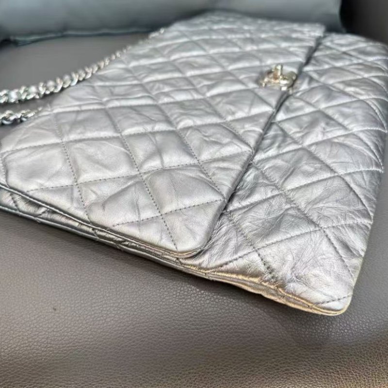 Chanel 大號銀色機場鍊條包信封包 99新 配件塵袋-4