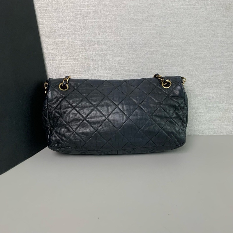 全網最低價‼️Chanel 17開黑金滾邊鏈條cf手提肩背包-17