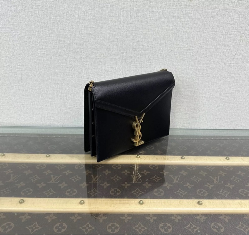 ✨YsL 黑金魚子醬郵差包 22*16*5 98新配件塵袋-1