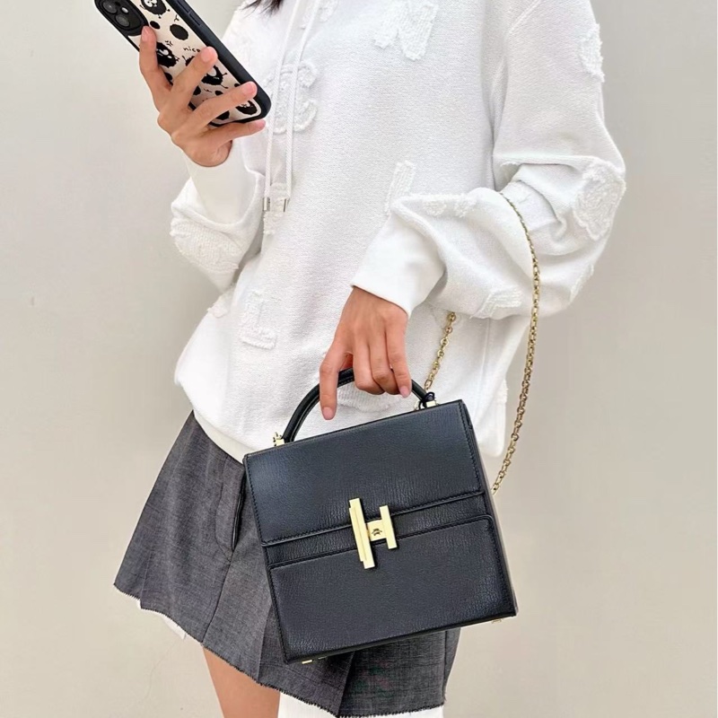 ✨HERMES 黑金 cinhetic秀款手提肩背斜背鏈條包18.5*18 全新閒置配件塵袋盒子-0